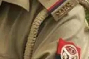 भदोही: रास्ते के विवाद को लेकर नाराज ग्रामीणों पुलिसकर्मियों बनाया बंधक, जानें पूरा मामला