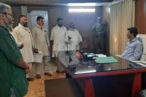 हल्द्वानी: आजादी के सात दशक बाद भी वन गुर्जरों का सुधलेवा कोई नहीं, अखिल भारतीय किसान महासभा ने कमिश्नर से साझा किया दर्द