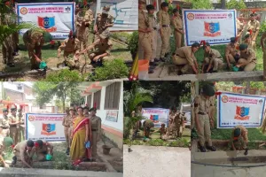 गोरखपुर: एनसीसी कैडेट्स ने किया महाविद्यालय में साफ सफाई, पौधारोपण करते हुए वृक्ष को बचाने का लिया संकल्प