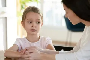 जानें क्यों बोलते हैं बच्चे झूठ, बच्चों को सच बोलने के लिए ऐसे करें मोटिवेट