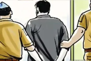 आगरा: हेड कांस्टेबल ने खुद पर कराया था ईंट से हमला, मुजरिम को भगाने के लिए रची थी कहानी