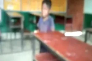 बलिया: शिक्षकों की बड़ी लापरवाही आई सामने, मासूम को स्कूल में ही बंद कर घर चले गए शिक्षक