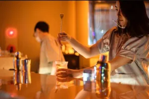 कॉम्पीटिशन में लो हिस्सा! जमकर पियो शराब, बढ़ जाएगी इस देश की अर्थव्यवस्था