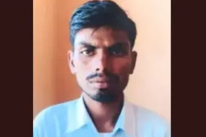 पीलीभीत: बिजली विभाग की लापरवाही से चली गई युवक की जान, मचा कोहराम