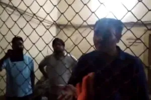 पीलीभीत: अघोषित बिजली कटौती पर फूटा आक्रोश तो जाल में बंद हुए अफसर-कर्मचारी