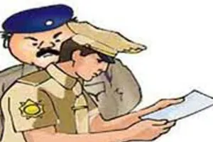 लालकुंआ: दो पहिया वाहन का बीमा और दौड़ा रहे खनन का ट्रक