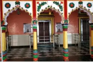 हल्द्वानी: लड्डू गोपाल के स्वागत की तैयारियां हुईं तेज, प्राचीन श्रीराम मंदिर में सजेगा कान्हा का भव्य दरबार