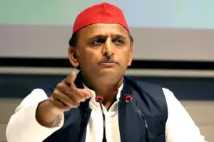 लखनऊ : भाजपा पर अखिलेश का निशाना, बोले -तिरंगा यात्रा के साथ बीजेपी करा सकती है दंगा