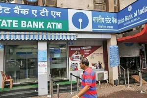 SBI at Your Doorstep: एसबीआई किन ग्राहकों को घर जाकर देता है फ्री बैंकिंग सर्विस? यहां जानें डिटेल
