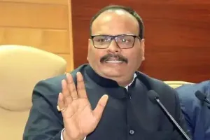 लखनऊ : अखिलेश को डिप्टी सीएम ने दिया जवाब, बोले -दंगा कराने वाले नहीं कर सकते तिरंगे का सम्मान