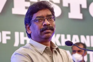 CM हेमंत सोरेन की विधानसभा सदस्यता पर मंडराया खतरा, चुनाव आयोग ने राज्यपाल को भेजी रिपोर्ट