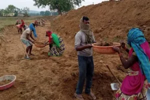 बरेली: भ्रष्टाचार पर लगेगी रोक, बीसी सखी के जरिए होगा मनरेगा मजदूरों को भुगतान