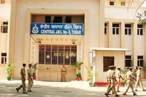 तिहाड़ जेल परिसर में क्षमता से अधिक कैदी, निगरानी रखना भी हुआ मुश्किल, नामी आरोपी काट रहे सजा