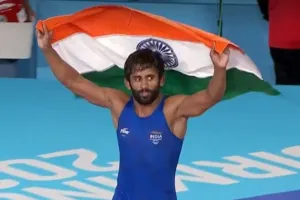 कॉमनवेल्थ गेम्स: बजरंग पूनिया ने किया कमाल, कनाडा के पहलवान को हराकर जीता गोल्ड मेडल