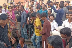 पीलीभीत: पोल से करंट की चपेट में आया युवक, मौके पर मौत