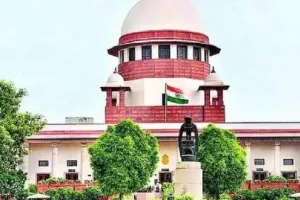 ईडी प्रमुख के कार्यकाल में विस्तार को चुनौती, सुप्रीम कोर्ट ने केंद्र और सीवीसी से मांगा जवाब