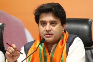 एटीएफ के गिरते दामों से विमानन क्षेत्र को फायदा मिलेगा- सिंधिया