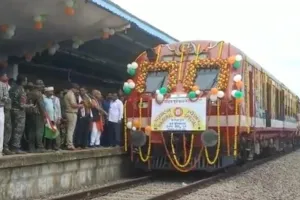 छत्तीसगढ़: आजादी के 75 साल बाद नक्सल प्रभावित अंतागढ़ में पहुंची रेल