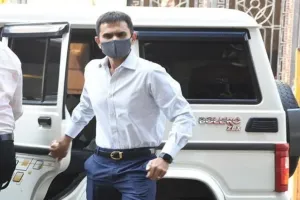 समीर वानखेड़े ने महाराष्ट्र के पूर्व मंत्री नवाब मलिक के खिलाफ मानहानि का मुकदमा दर्ज कराया