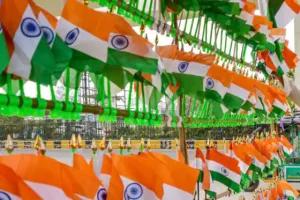 इस्तेमाल हो चुके तिरंगों के निपटान के लिए एमसीडी और आरडब्ल्यूए ने कसी कमर