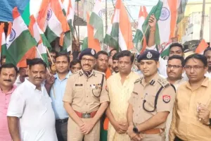 पीलीभीत: भारतीय उद्योग व्यापार मंडल ने निकाली भव्य तिरंगा यात्रा, किया सम्मान