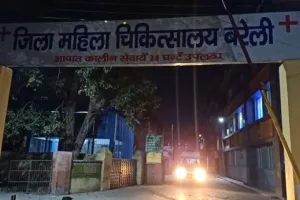 बरेली: स्वास्थ विभाग ने जारी किया सरकारी आवासों मे जमें अवैध कब्जेदारों को नोटिस, दो दिन का दिया समय