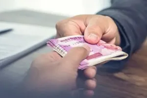 ACB का बड़ा एक्शन, 2 लाख की रिश्वत लेते MCD के क्लर्क रंगे हाथ गिरफ्तार