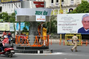 लखनऊ: आज संभलकर आएं हजरतगंज, बीजेपी मुख्यालय के आस-पास होगा ट्रैफिक डायवर्जन