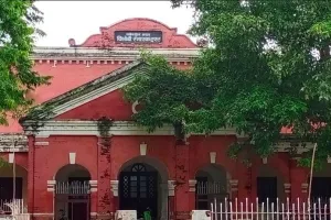 लखीमपुर-खीरी: कलेक्टर आवास पर चतुर्थ श्रेणी कर्मचारी थे नसीरुद्दीन, सीतापुर जेल में हुई थी फांसी