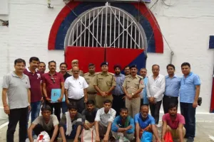 बहराइच : अर्थदंड के बदले सजा भुगत रहे सात बंदी हुए रिहा, लायंस क्लब ने जमा की फीस