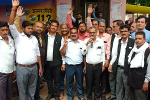 लखीमपुर-खीरी: सर्किल रेट में बढ़ोतरी से नाराज वकीलों का छठे दिन भी कार्य बहिष्कार, धरना जारी