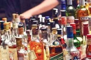 अब सितंबर तक खुली रहेंगी निजी शराब की दुकानें, दिल्ली सरकार ने दो महीने तक बढ़ाया लाइसेंस