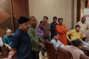 बरेली: नगर निगम की टीम ने किया सामान जब्त, छुड़ाने पहुंचे भाजपा महानगर अध्यक्ष