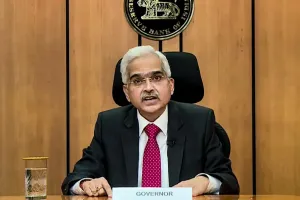 RBI Repo Rate Hike: आरबीआई ने फिर कर्ज किया महंगा, बढ़ जाएगी होम लोन की EMI