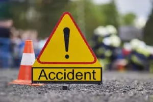 सड़क हादसे में संभल के दो कावड़ियों की मौत, कई घायल