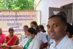गोरखपुर : कैंप लगा कर लोगों को दी जा रही प्रिकाशनरी डोज की फ्री सुविधा