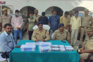 अयोध्या: ट्रक चोरी कर कबाड़ी को बेचने वाले गिरोह का खुलासा, सरगना समेत 6 गिरफ्तार