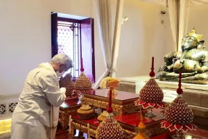 थाईलैंड दौरे पर विदेश मंत्री जयशंकर, हिंदू मंदिर में किए दर्शन