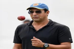 भारत-पाक मैच को एक आम क्रिकेट मुकाबले की तरह लें : अकरम