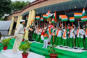 अमरोहा: धूमधाम से मनाई गई स्वतंत्रता दिवस की 75 वीं वर्षगांठ, अमृत महोत्सव के तहत जगह-जगह हुए कार्यक्रम