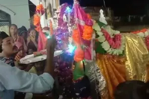 हरदोई: सातवीं मोहर्रम पर हजरत कासिम की शहादत को याद कर गम में फूट-फूट कर रोए अजादार