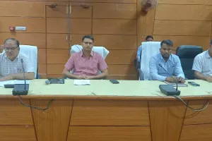 गोंडा: वन रक्षक एवं वन्य जीव रक्षक परीक्षा की तैयारियों को लेकर डीएम ने की बैठक, दिये यह कड़े निर्देश