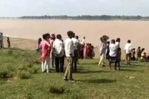 बांदा में बड़ा हादसा: यमुना नदी में पलटी नाव, चार की मौत, कई लापता…सीएम योगी ने जताया दुख