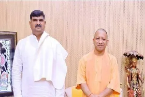 भाजपा के नव नियुक्त प्रदेश महामंत्री संगठन धर्मपाल ने सीएम योगी से की मुलाकात