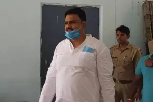 बाहुबली नेता राजन तिवारी बिहार के रक्सौल से गिरफ्तार, देर शाम तक गोरखपुर कोर्ट में किया जाएगा पेश