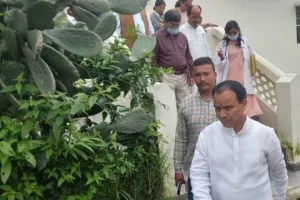 उत्तराखंड: नर्सिंग की वर्षवार भर्ती को लेकर स्वास्थ्य मंत्री धन सिंह रावत का आया बयान… देखें वीडियो