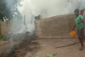 अयोध्या : गैस सिलेंडर फटने से गृहस्थी राख, बाल-बाल बचा परिवार