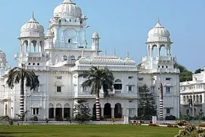 केजीएमयू प्रशासन पर गंभीर आरोप, राज्य पिछड़ा वर्ग आयोग ने भेजा नोटिस