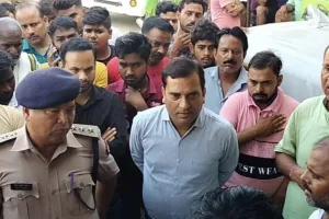 कन्नौज: निजी अस्पताल में जच्चा बच्चा की मौत, स्टाफ समेत संचालक हुआ फरार