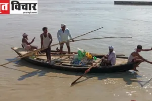 बहराइच: जत्थे के साथ घाघरा में जल भर रहा कांवड़िया डूबा, तलाश जारी…पढ़ें पूरा मामला